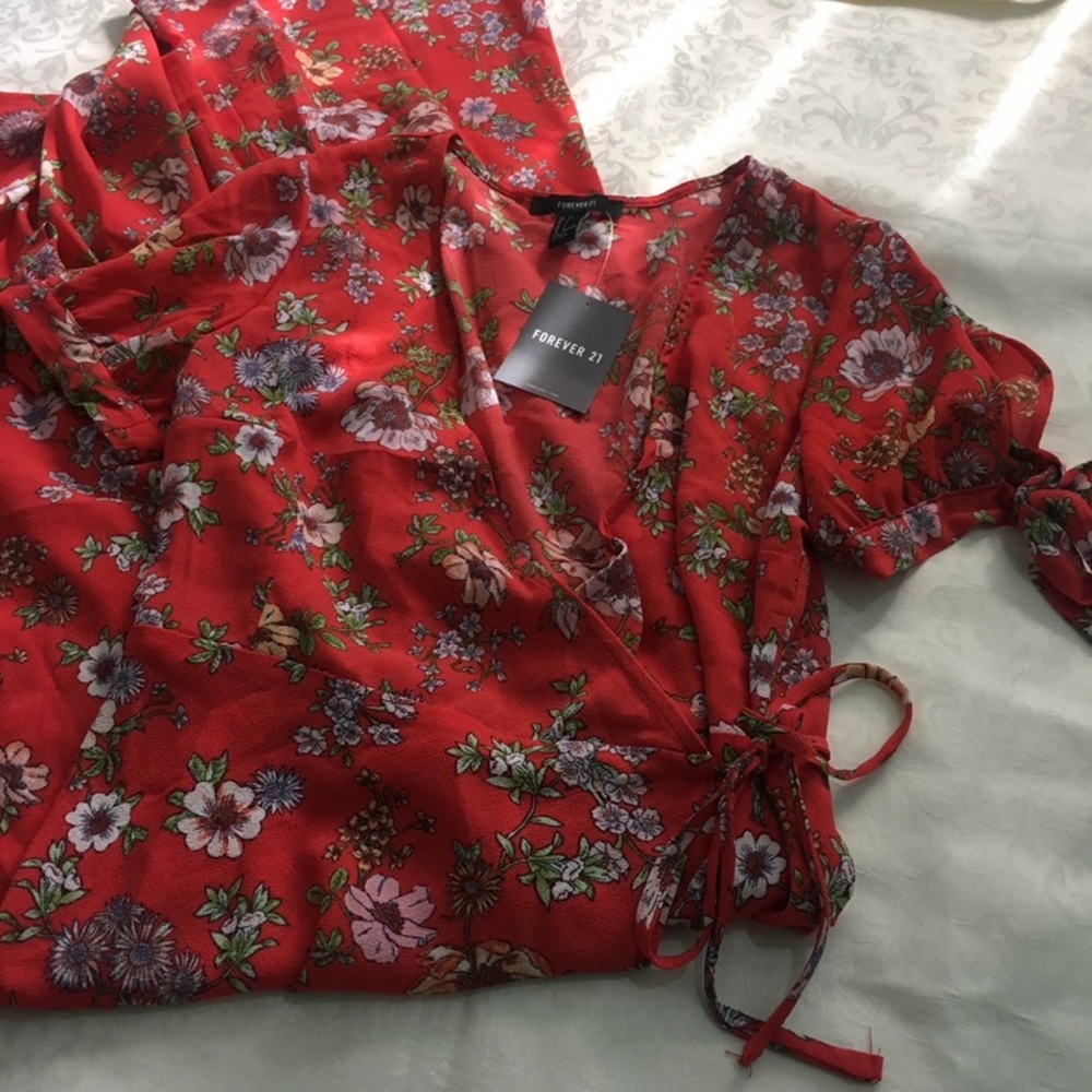 Forever 21 floral surplice wrap midi dress - Picture 8 of 11